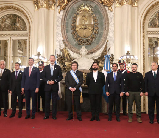 Javier Milei concorreu como um revolucionário libertário – e acabou sendo um político completamente normal