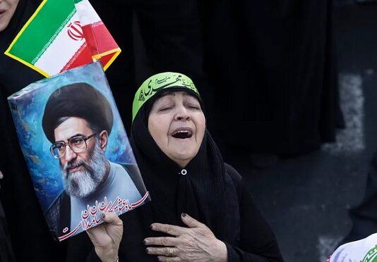 EUA chamam ataques de retaliação do Irã de “não provocados”