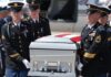 Como homenagear os militares americanos mortos em serviço