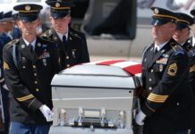 Como homenagear os militares americanos mortos em serviço